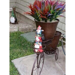 Garden Gnome Sculptures & Statues Resin Summer Bee Gnome with Sunflower, Outdoor